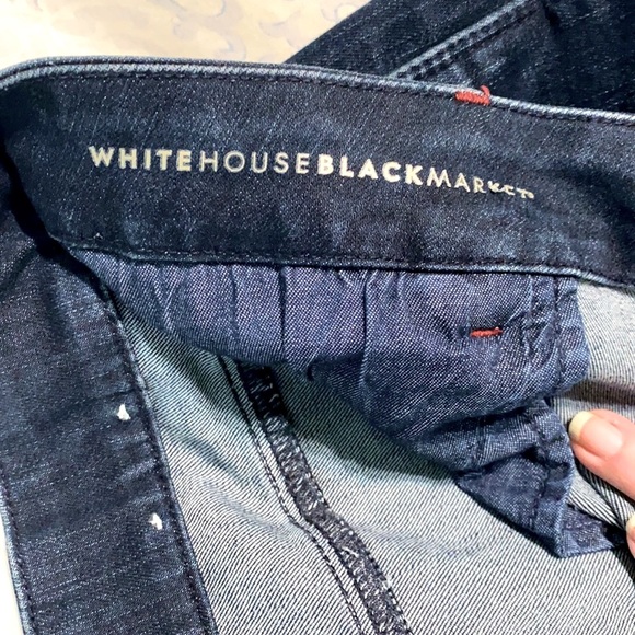 WHBM cropped skinny jeans with buttons along bottom legs - Picture 8 of 8